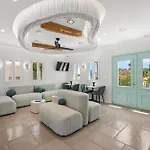 Majo Apartmanhotel