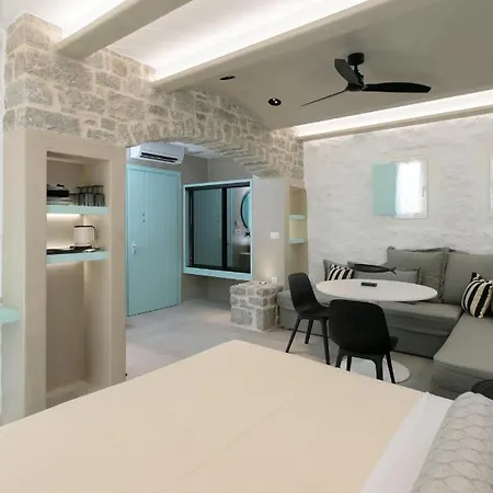 Majo Hotel apartamentowy Agia Anna (Naxos)
