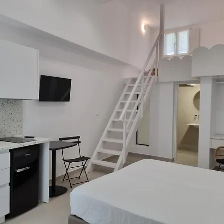 Majo Hotel apartamentowy