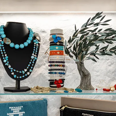 Majo Agia Anna (Naxos)