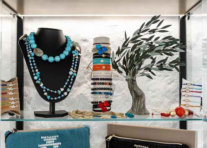 Majo Agia Anna (Naxos)